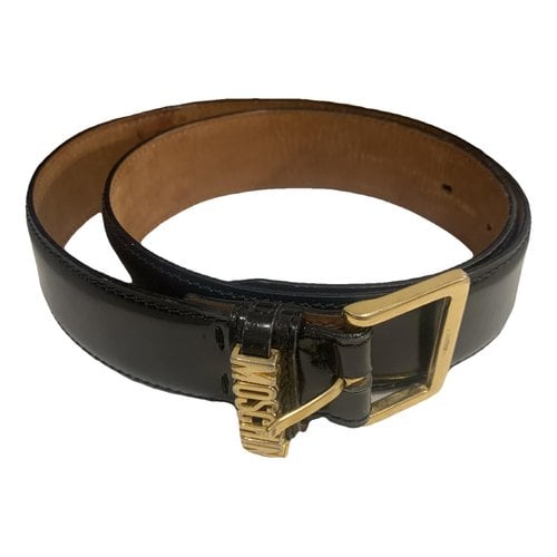 Pre-owned Moschino Patent Leather Belt In Black