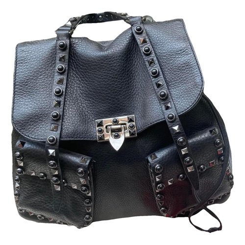 Pre-owned Valentino Garavani Rockstud Leather Backpack In Black