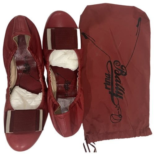 Pre-owned Bally Leather Ballet Flats In Burgundy