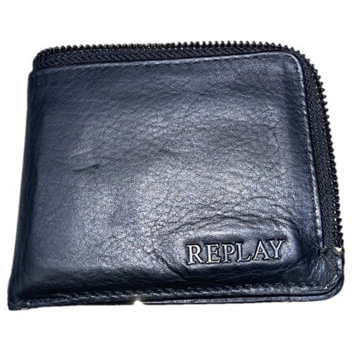 Pre-owned Replay Leather Small Bag In Black
