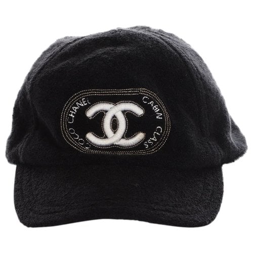 Pre-owned Chanel Cap In Black