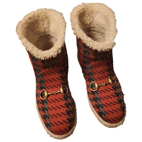 Pre-owned Gucci Marmont Faux Fur Snow Boots In Red