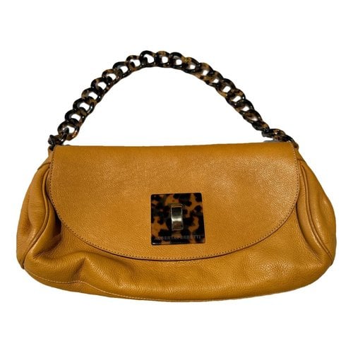 Pre-owned Alberta Ferretti Leather Handbag In Camel