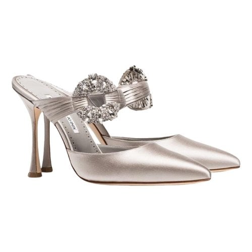 Pre-owned Manolo Blahnik Cloth Mules & Clogs In Silver