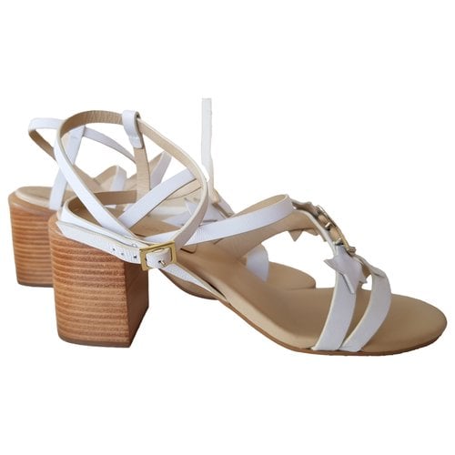 Pre-owned See By Chloé Leather Sandals In White