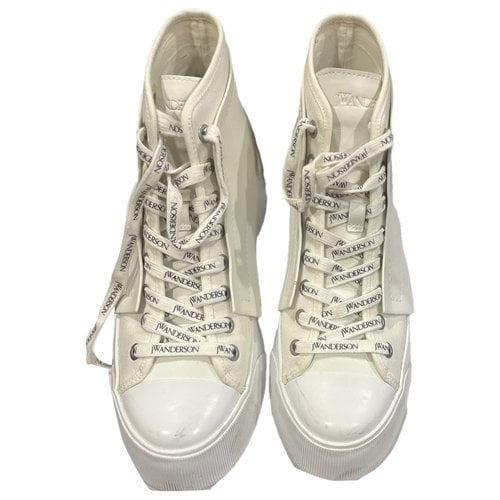 Pre-owned Jw Anderson Patent Leather Boots In White