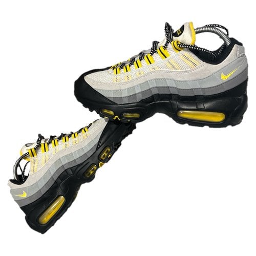 Pre-owned Nike Air Max 95 Low Trainers In Yellow