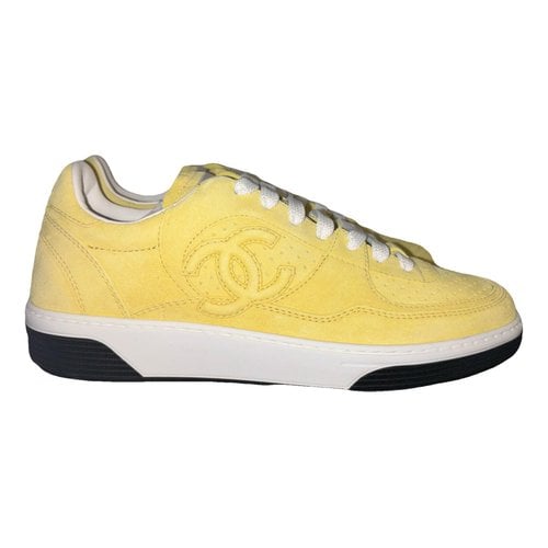 Pre-owned Chanel Trainers In Yellow