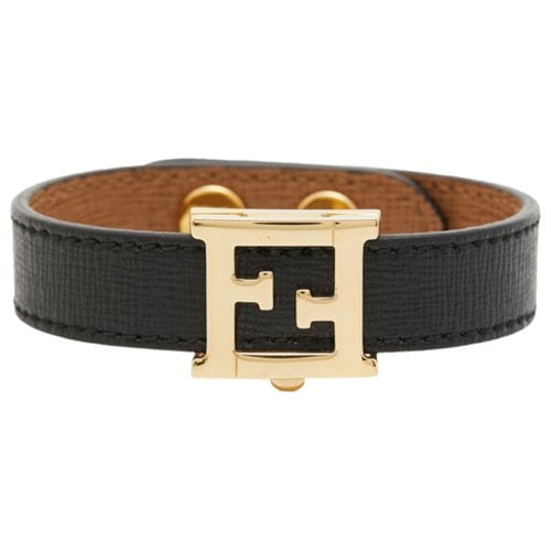 Pre-owned Fendi Leather Jewellery Set In Gold