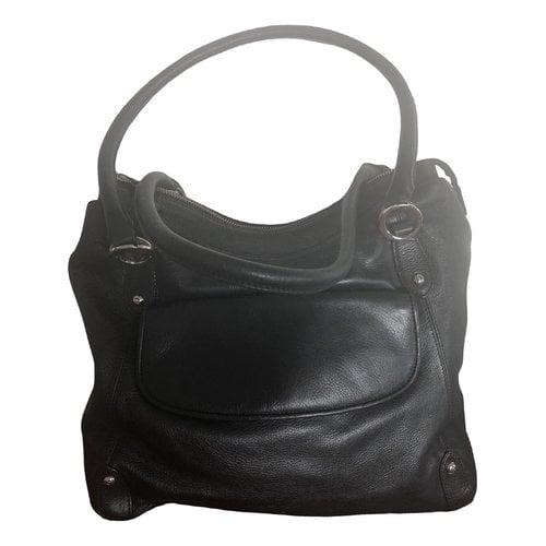 Pre-owned Oroton Leather Handbag In Black