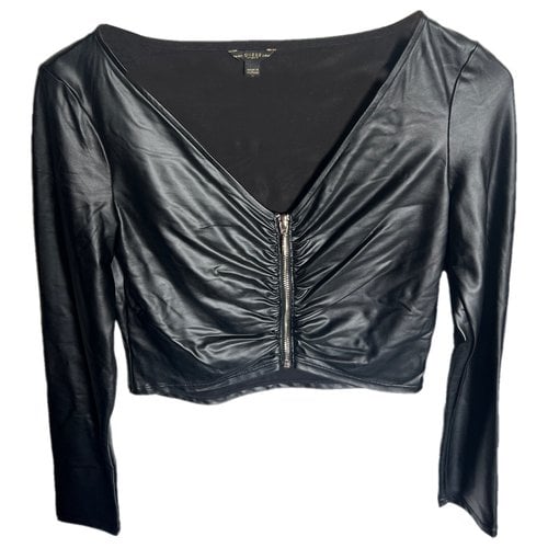 Pre-owned Guess Patent Leather Top In Black