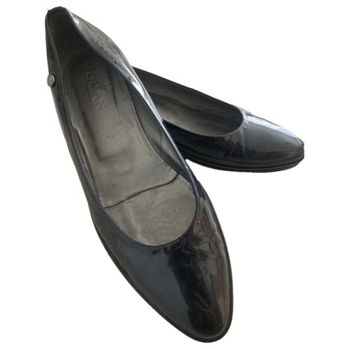Pre-owned Hogan Patent Leather Flats In Black