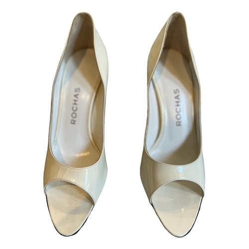Pre-owned Rochas Patent Leather Heels In White
