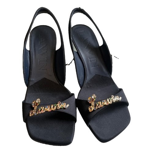 Pre-owned Lanvin Cloth Sandal In Black