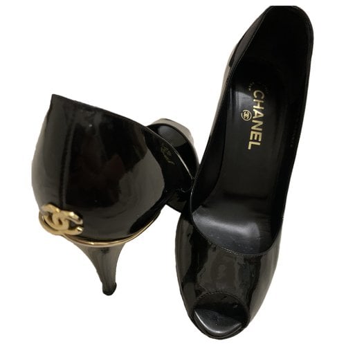Pre-owned Chanel Patent Leather Heels In Black