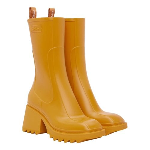 Pre-owned Chloé Betty Boots In Yellow