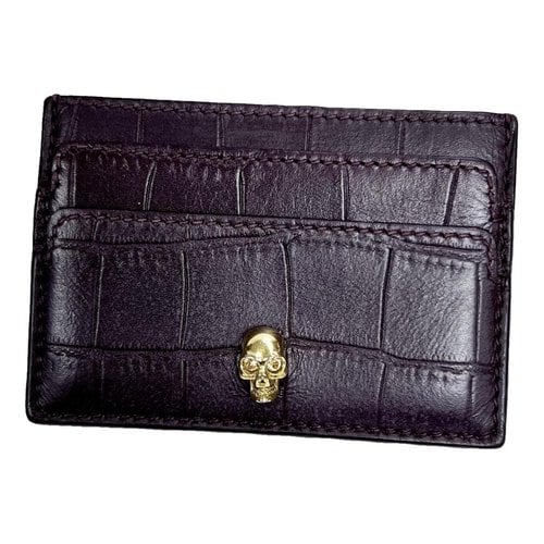 Pre-owned Alexander Mcqueen Leather Card Wallet In Burgundy