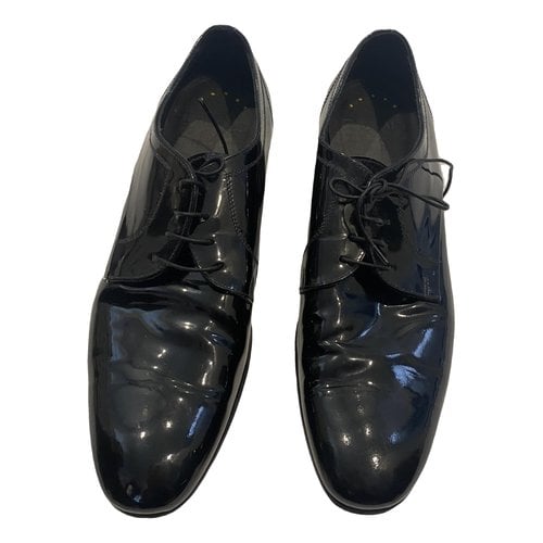 Pre-owned Doucal's Patent Leather Lace Ups In Black