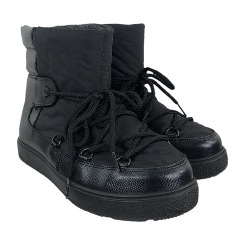Pre-owned Moncler Cloth Snow Boots In Black