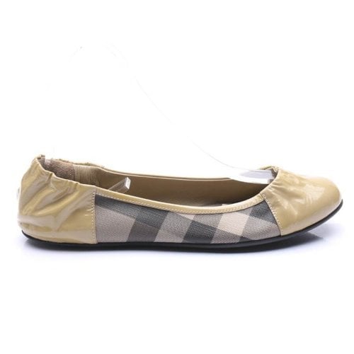 Pre-owned Burberry Leather Flats In Multicolour