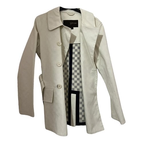 Pre-owned Louis Vuitton Trench Coat In Ecru