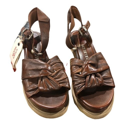 Pre-owned As98 Leather Sandals In Brown