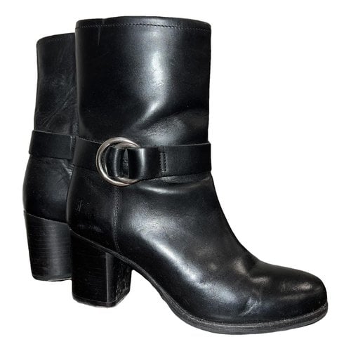 Pre-owned Frye Leather Boots In Black