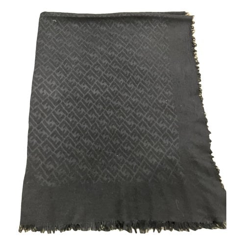 Pre-owned Fendi Wool Scarf In Black