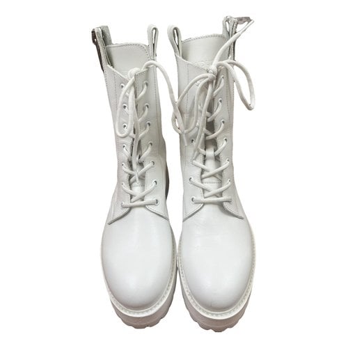Pre-owned Dondup Leather Biker Boots In White