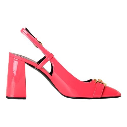 Pre-owned Versace Patent Leather Sandal In Pink