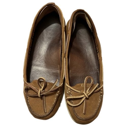 Pre-owned Timberland Leather Flats In Camel