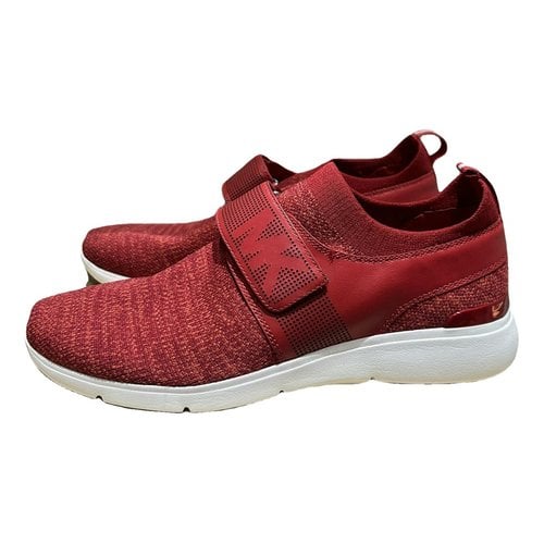 Pre-owned Michael Kors Trainers In Red