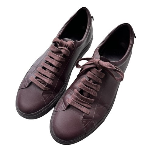 Pre-owned Givenchy Leather Low Trainers In Burgundy