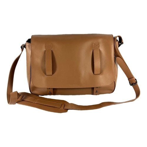 Pre-owned Tomas Maier Leather Crossbody Bag In Brown