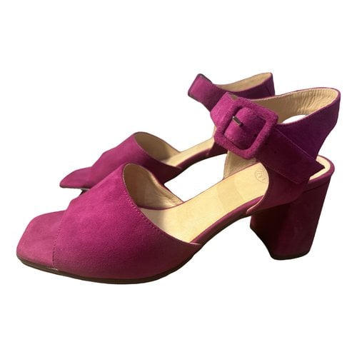 Pre-owned Penelope Chilvers Sandal In Pink