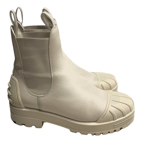 Pre-owned Dior Leather Ankle Boots In White
