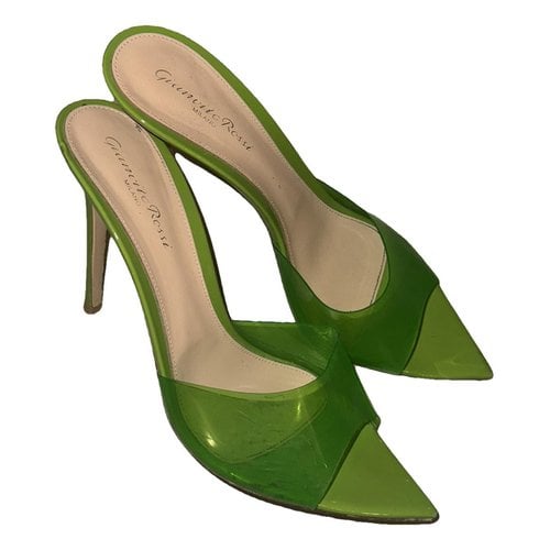 Pre-owned Gianvito Rossi Leather Sandals In Green