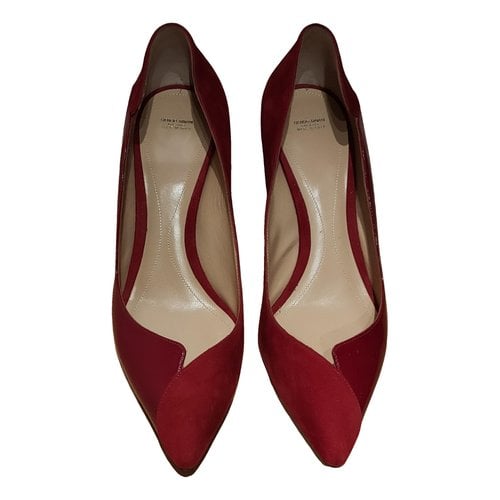 Pre-owned Giorgio Armani Leather Heels In Red