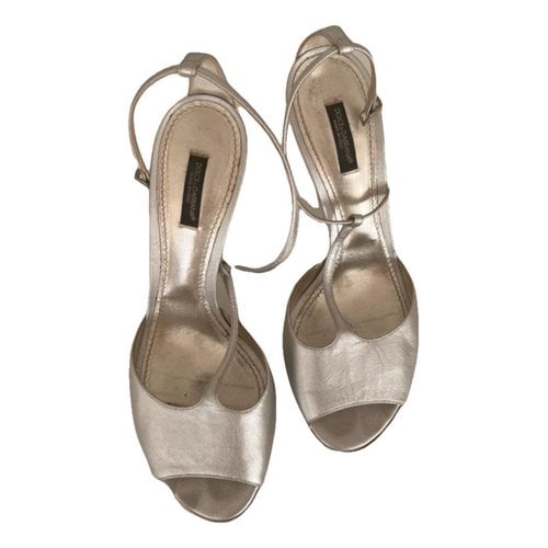 Pre-owned Dolce & Gabbana Leather Mules In Metallic