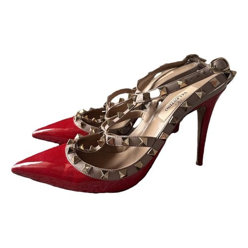 Pre-owned Valentino Garavani Rockstud Patent Leather Sandal In Red