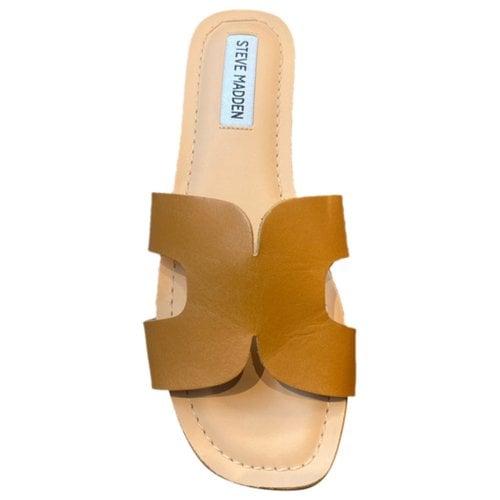 Pre-owned Steve Madden Leather Mules In Camel