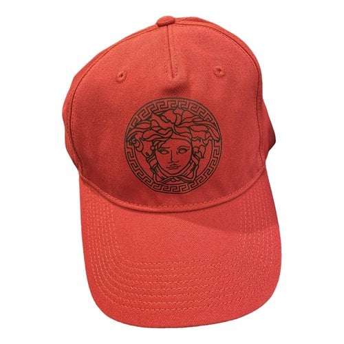 Pre-owned Versace Hat In Red