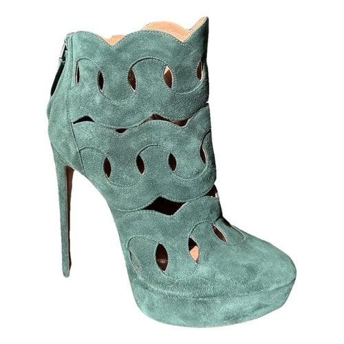Pre-owned Alaïa Leather Ankle Boots In Green