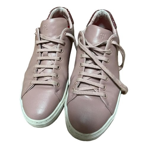 Pre-owned Carolina Herrera Leather Trainers In Pink
