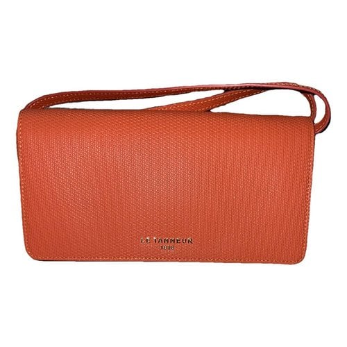 Pre-owned Le Tanneur Leather Clutch Bag In Orange