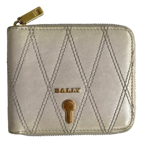 Pre-owned Bally Leather Wallet In Ecru