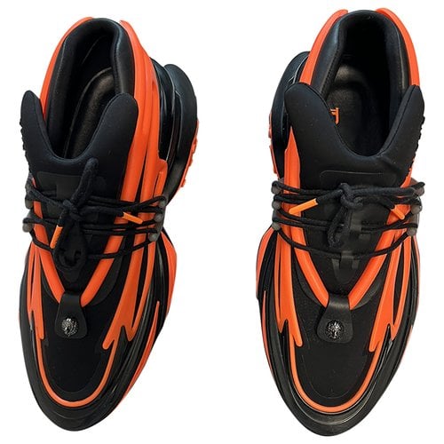 Pre-owned Balmain Leather Low Trainers In Orange