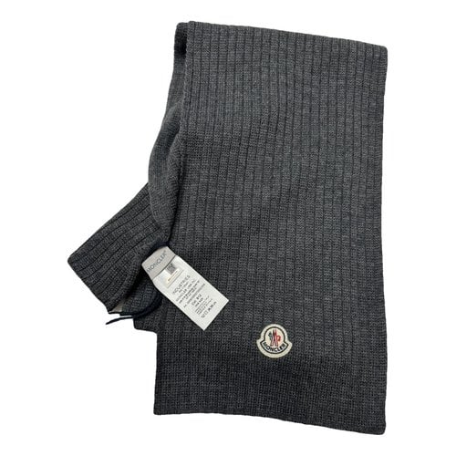 Pre-owned Moncler Wool Scarf & Pocket Square In Grey