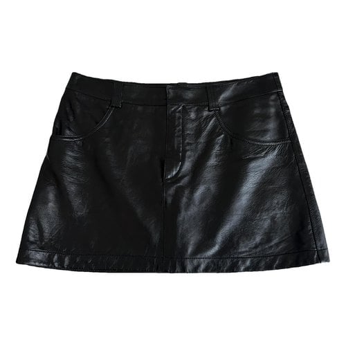 Pre-owned Chloé Leather Mini Skirt In Black