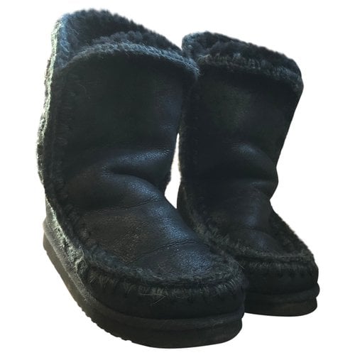 Pre-owned Mou Leather Boots In Black